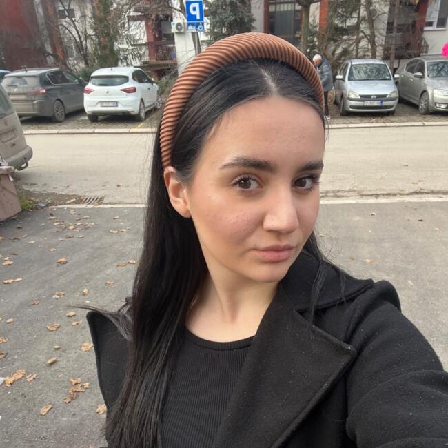 Babysitter in Belgrade: Bojana