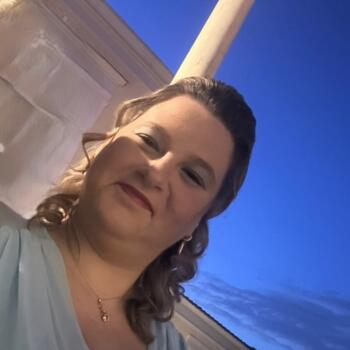 Babysitter Πάτρα: Δημητρα