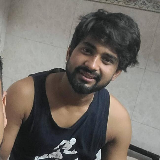 Babysitting job in Delhi: Vicky