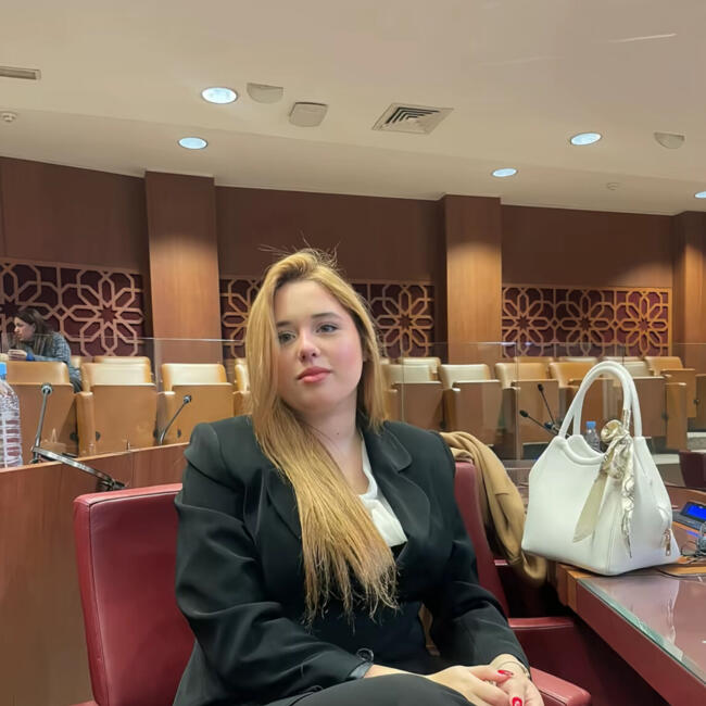 Babysitter in Rabat: Douae