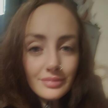 Babysitting job in Rotorua: babysitting job Cyrene