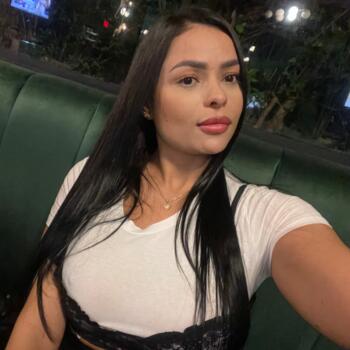 Trabajo para niñera en Medellín: trabajo de niñera Johana