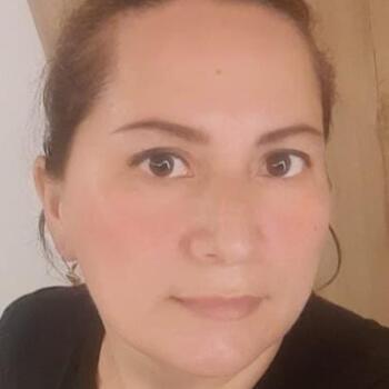 Babysitter Panama City: Elena