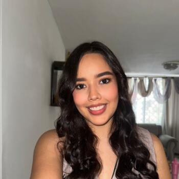 Babysitter in Sydney: Sara lucia