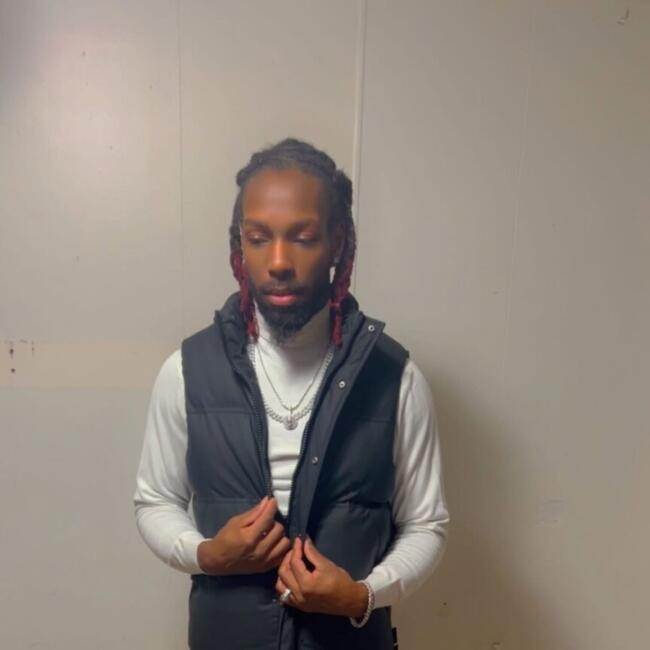 Babysitting job in Buffalo: Lee