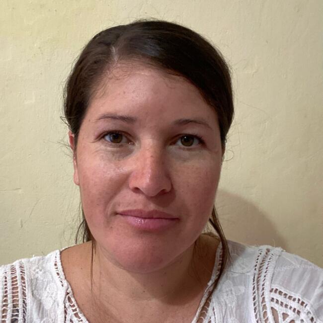 Niñera en Almirante Brown: Anali