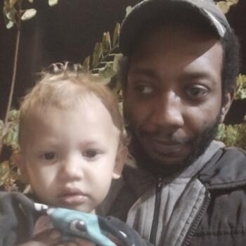 Emprego de babá em São Fidélis: emprego de babá Romário