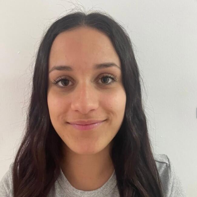 Babysitter in Seville: Irene