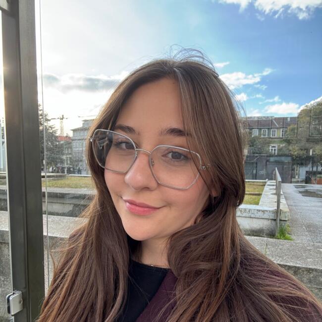 Babysitter em Braga: Bianca