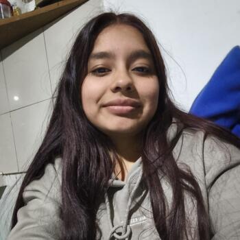 Babysitter in Caseros (Buenos Aires): Maira