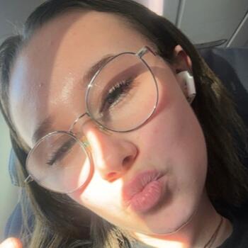 Babysitter in Amiens: Clara