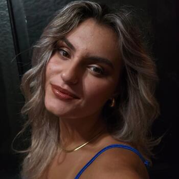 Babysitter in Pátrai: Μιχαέλα