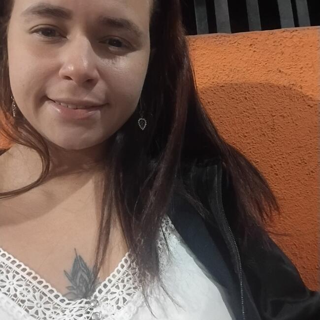 Babá em Cariacica: Kananda
