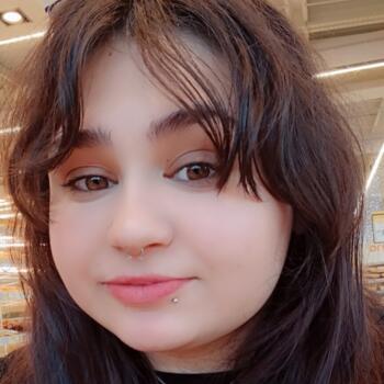 Babysitter Valença: Adriana