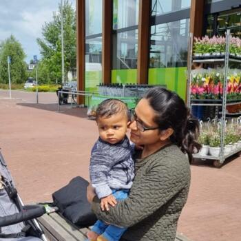 Oppaswerk in Almere: oppasadres Meenakshi