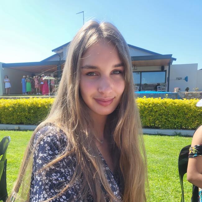 Babysitter in Port Elizabeth: Hayley