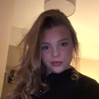 Babysitter Hastings: Hattie