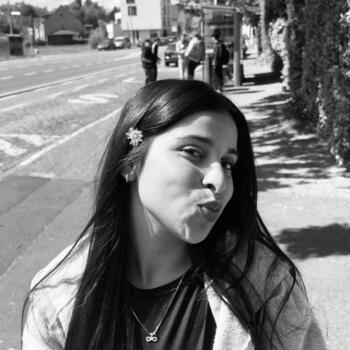 Babysitter in Merelbeke: Emiliya