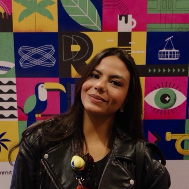 Babysitter in São José dos Campos: Ana Clara