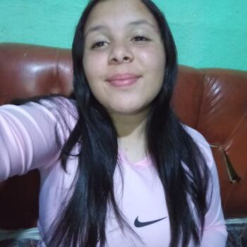 Babysitter in Caracas: Daniela