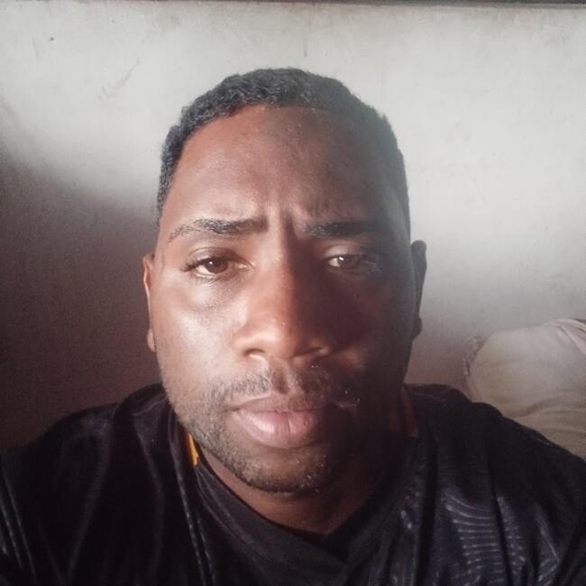 Emprego de babá em Cabo Frio: Daniel