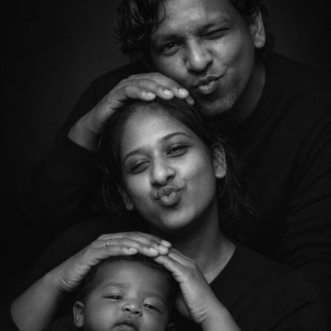 बंगलौर में बेबीसिटिंग की नौकरी: Sujay