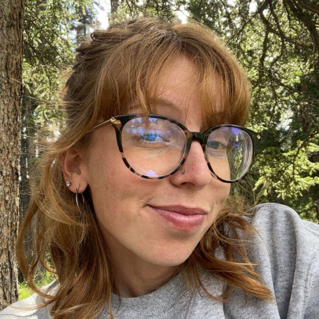 Babysitter in Calgary: Emma