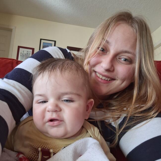 Babysitter in Clearwater: Abbie
