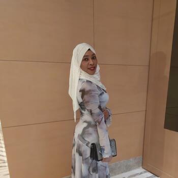 جليسة أطفال الدوحة: Fatuma