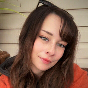 Babysitter Hobart: Emily