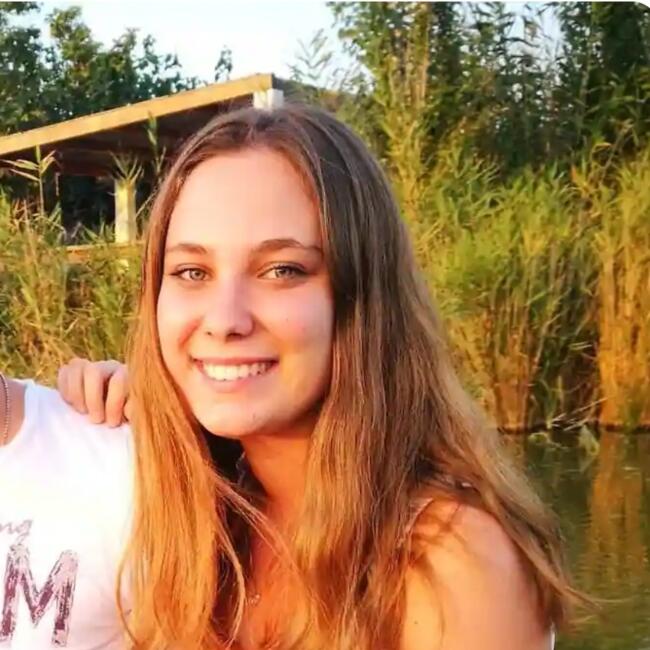 Canguro en Catarroja: Laura