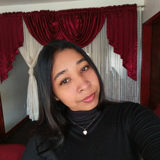 Babysitter in Canoas: Yackelin Celeste