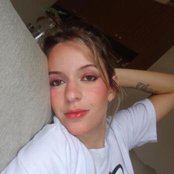 Babysitter in Leme: Camila