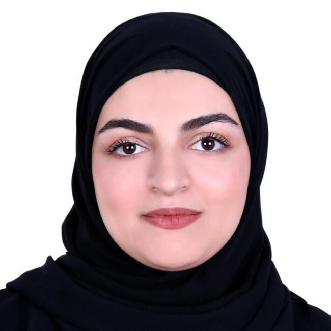 وظيفة جليسة أطفال في أبوظبي: Shahed