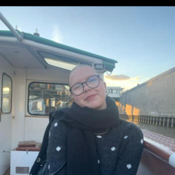 Babysitter Frankfurt am Main: Amy