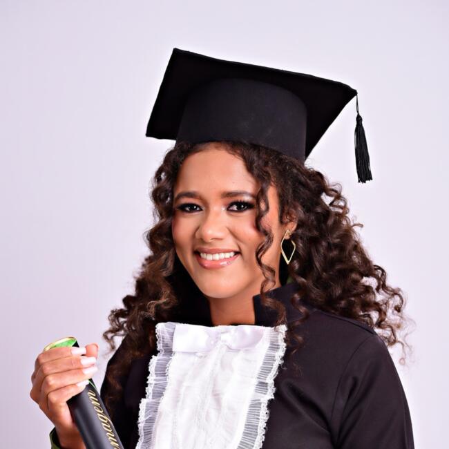 Babysitter in Fortaleza: Fernanda