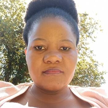 Babysitter in Randvaal: Previledge Sithembile