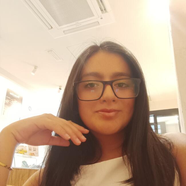 Babysitter in Madrid: Jenifer