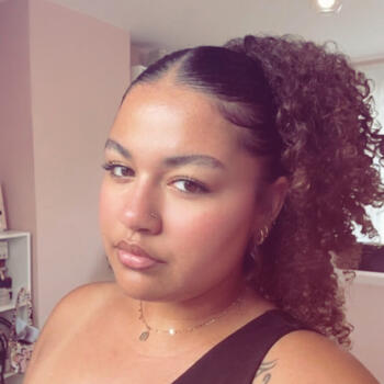 Babysitter Saint-Omer: Melissa