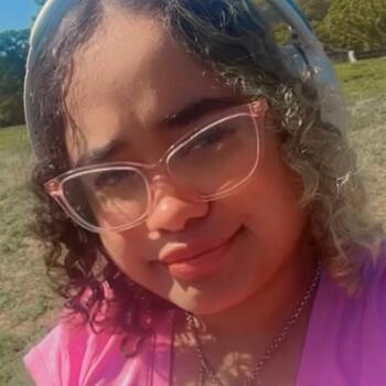 Babysitter Plainfield (New Jersey): Angelina