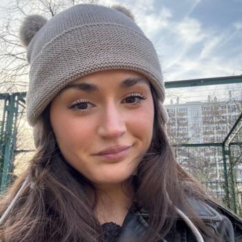 Babysitter Varennes-sur-Seine: Julie
