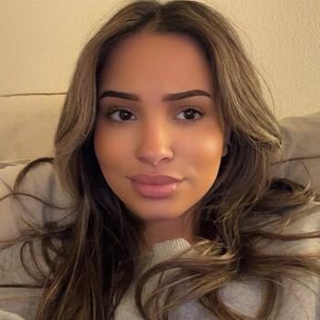 Babysitter in Delft: Amina
