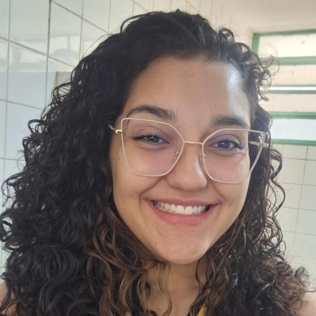 Babysitter in Goiânia: Mariana