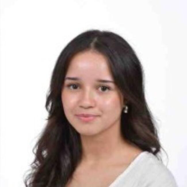 Babysitter in Villepreux: Iman