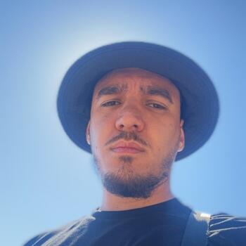 Babysitting job in Champigny-sur-Marne: Camil