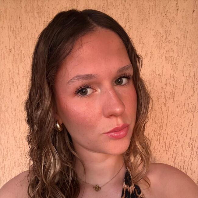 Babysitter in Lougres: Marilou