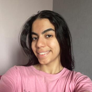 Babysitter in Saint-Priest: Nadjet