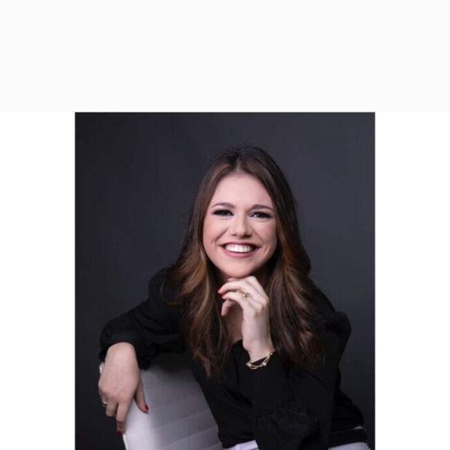 Babysitter in São Paulo: Bruna