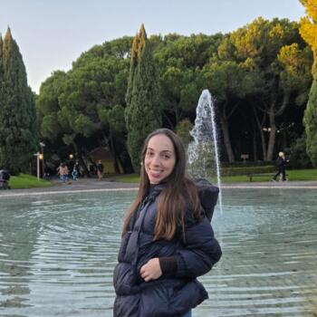 Babysitter em Sintra: Inês