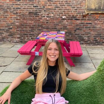 Babysitter a Cusago: Rebecca